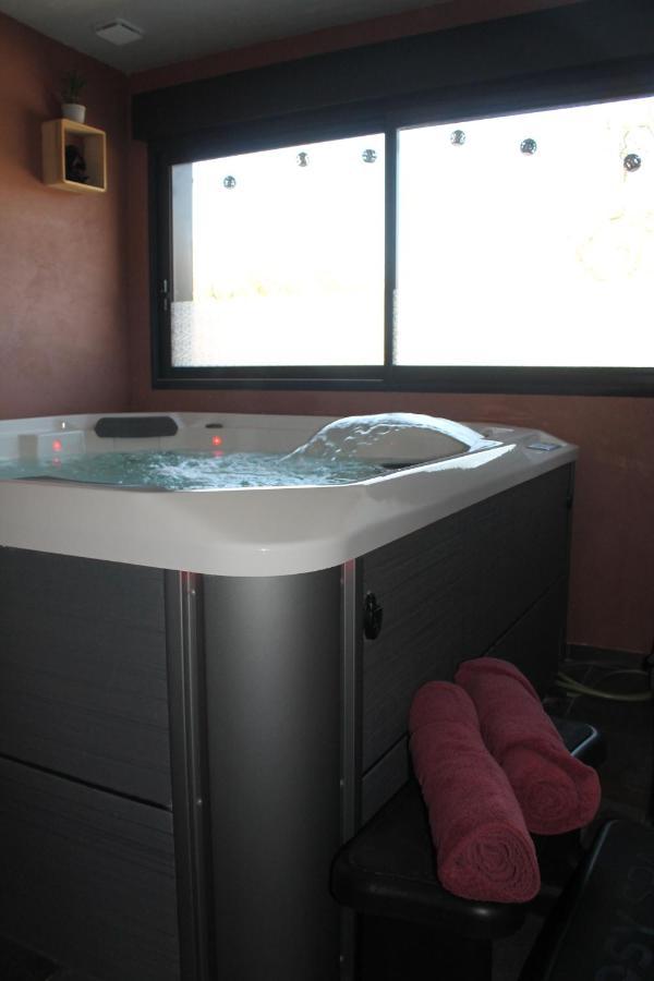 Happy & Relax Bed & Breakfast Mentque-Nortbecourt Екстериор снимка